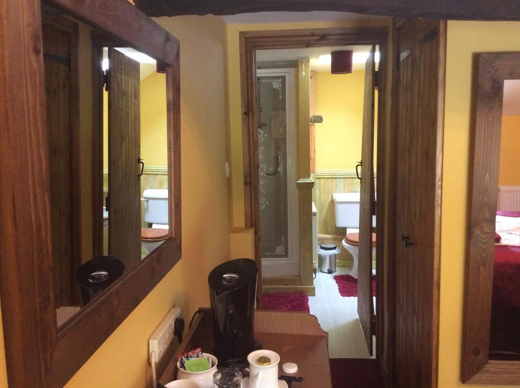 Knockin The Old Forge B&B חדר תמונה